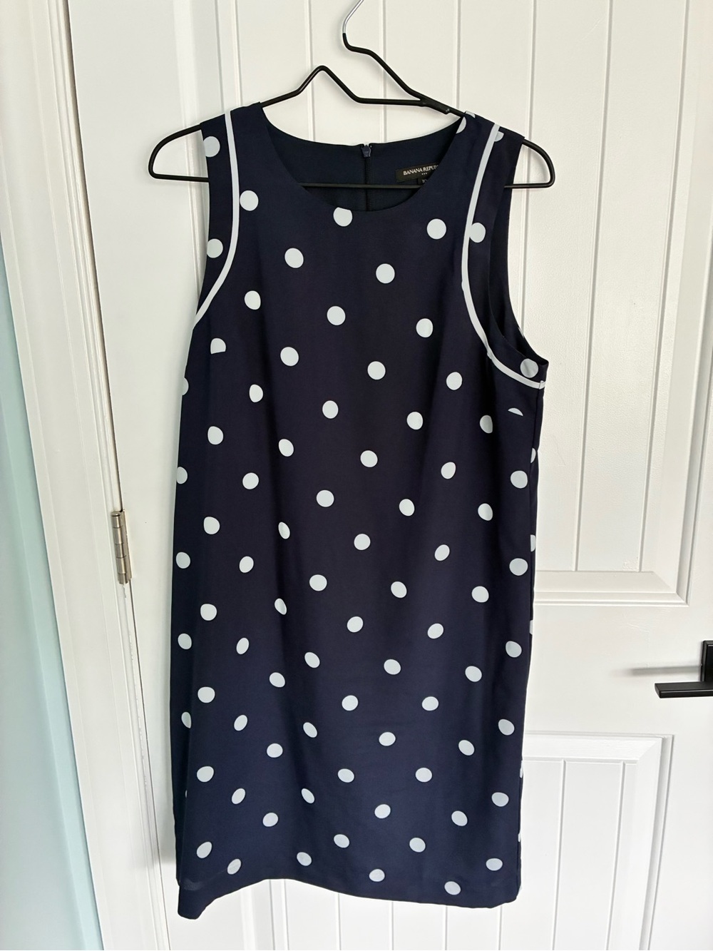 Banana Republic Navy and White Polka Dot Sleeveless Shift Dress